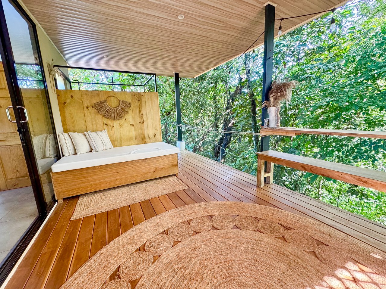 Jungle River Retreat with Airbnb & Build Space in Ojochal