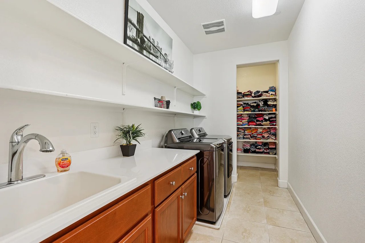 2371 Rio Grande Dr