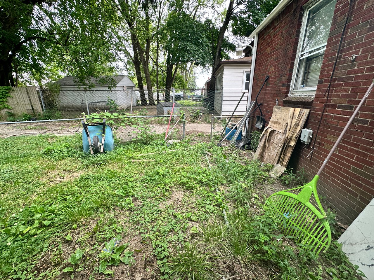 16592 Saint Marys St