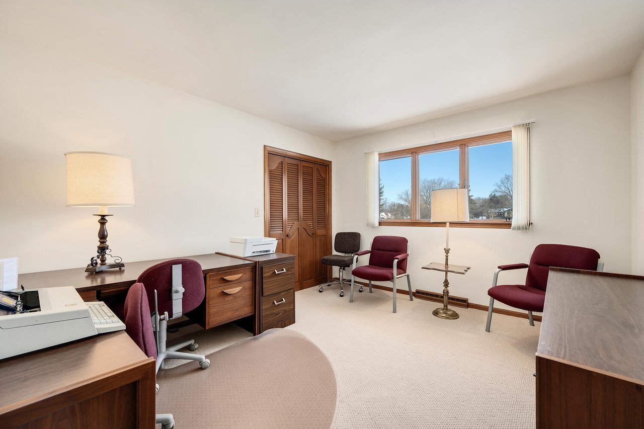 Acreage Living in DuPage County. 28W472 Cape Ave, West Chicago