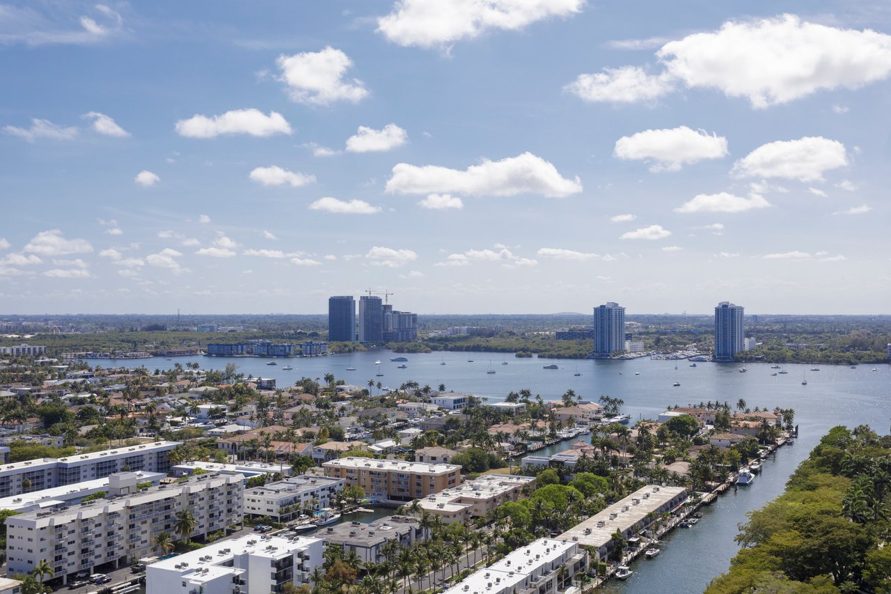 2600 Island Blvd # 2603
