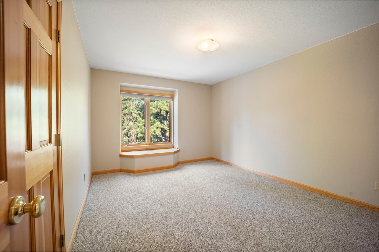 120 Sun Valley Drive