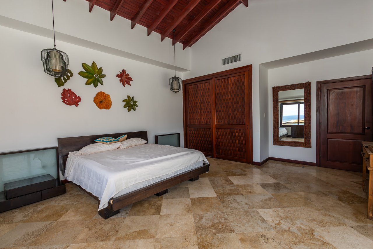 Pearl Ct., Villa 1103