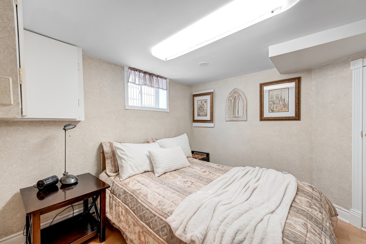22 Worthington Cres - a Gem in Bloor West Village