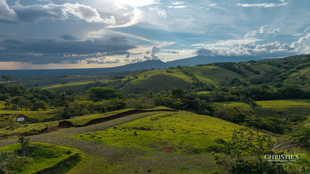 Origins Mineral: A Rare Landholding in Guanacaste’s Volcanic Highlands