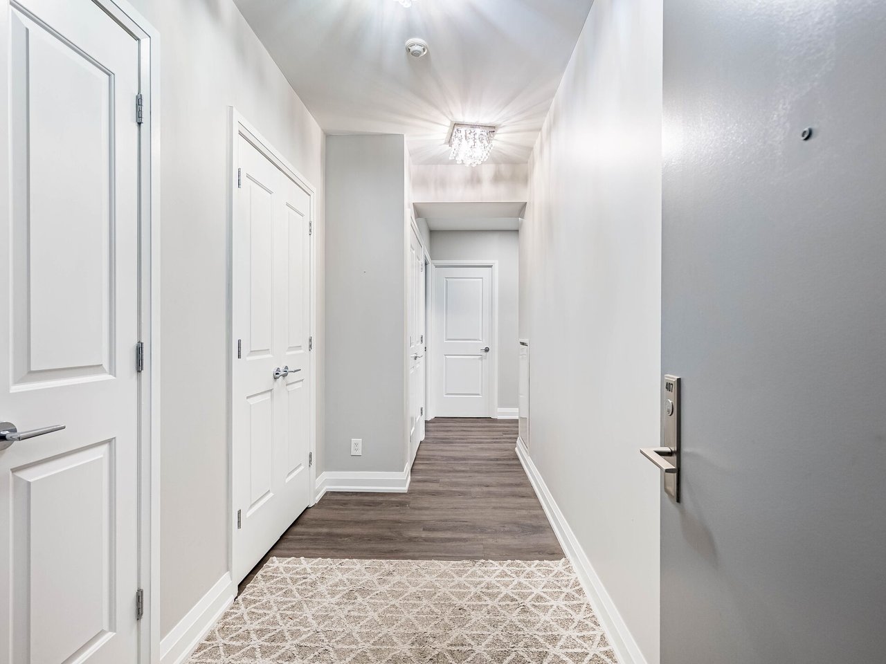 83 Redpath Avenue 407, Toronto C10, ON