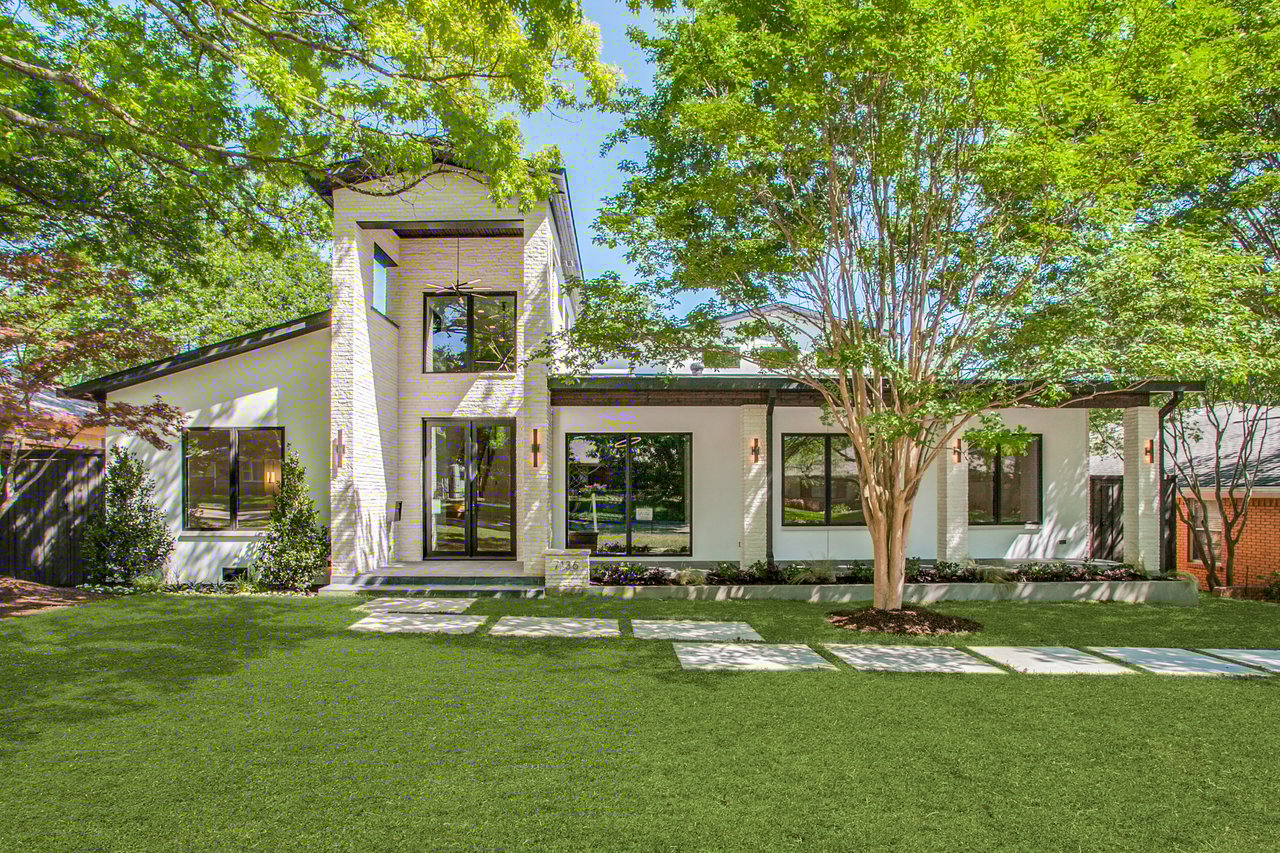 7136 Cornelia Drive