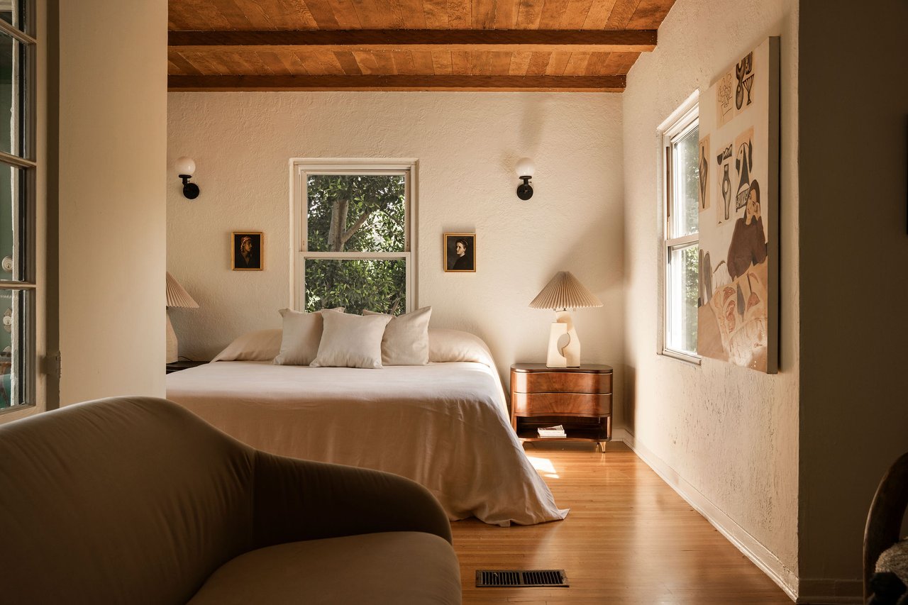 3895 Fredonia in Studio City