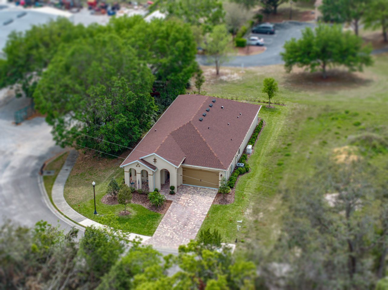 14198 THOROUGHBRED DR