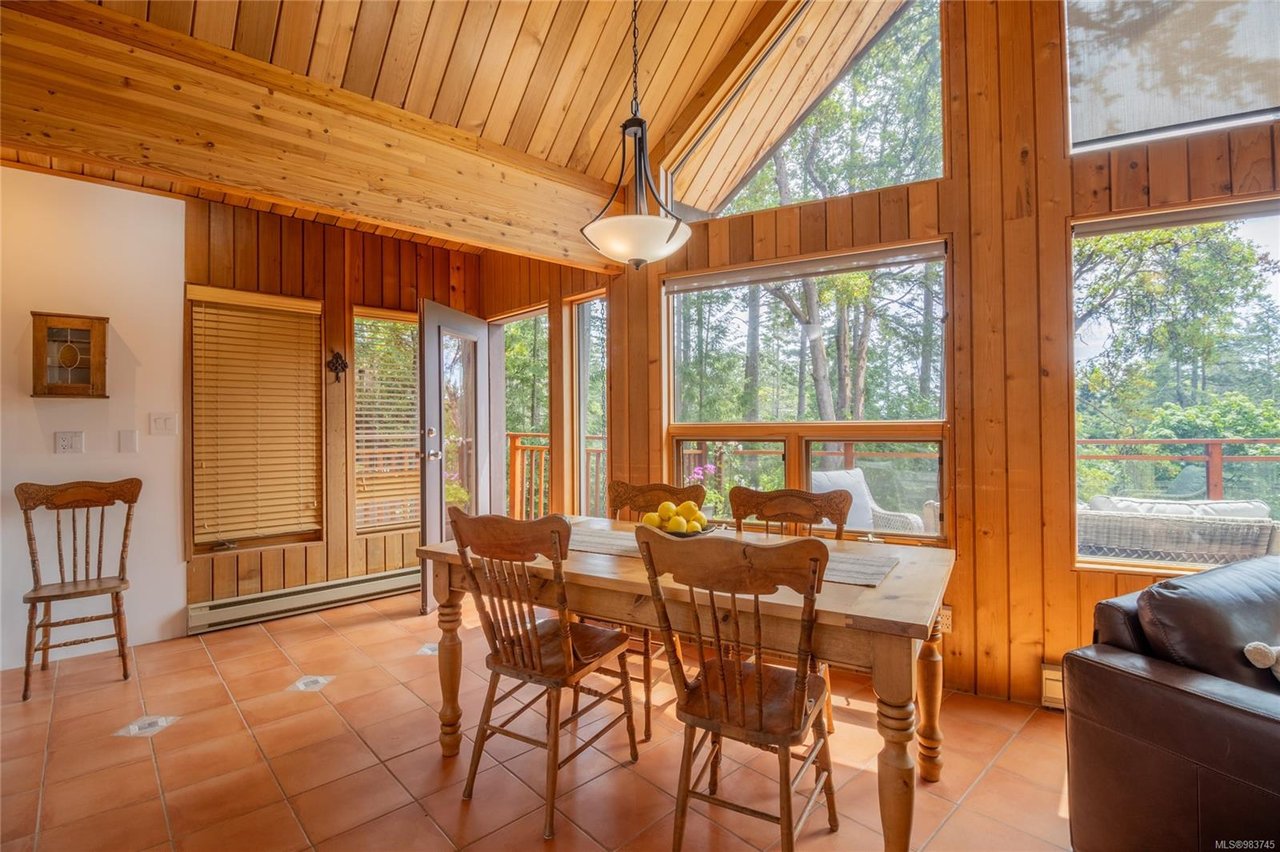 2637 Shoal Rd, Pender Island