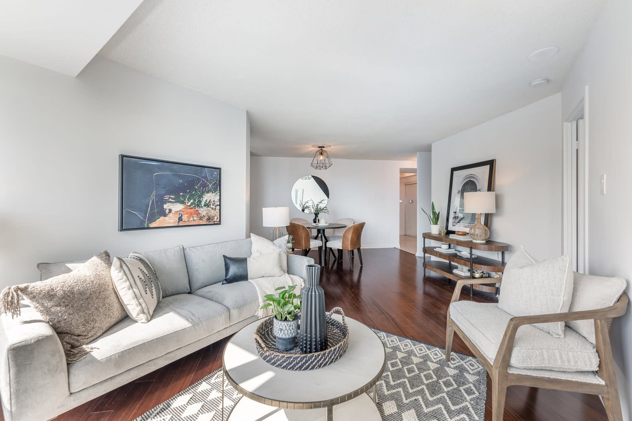 3101-10 Yonge St