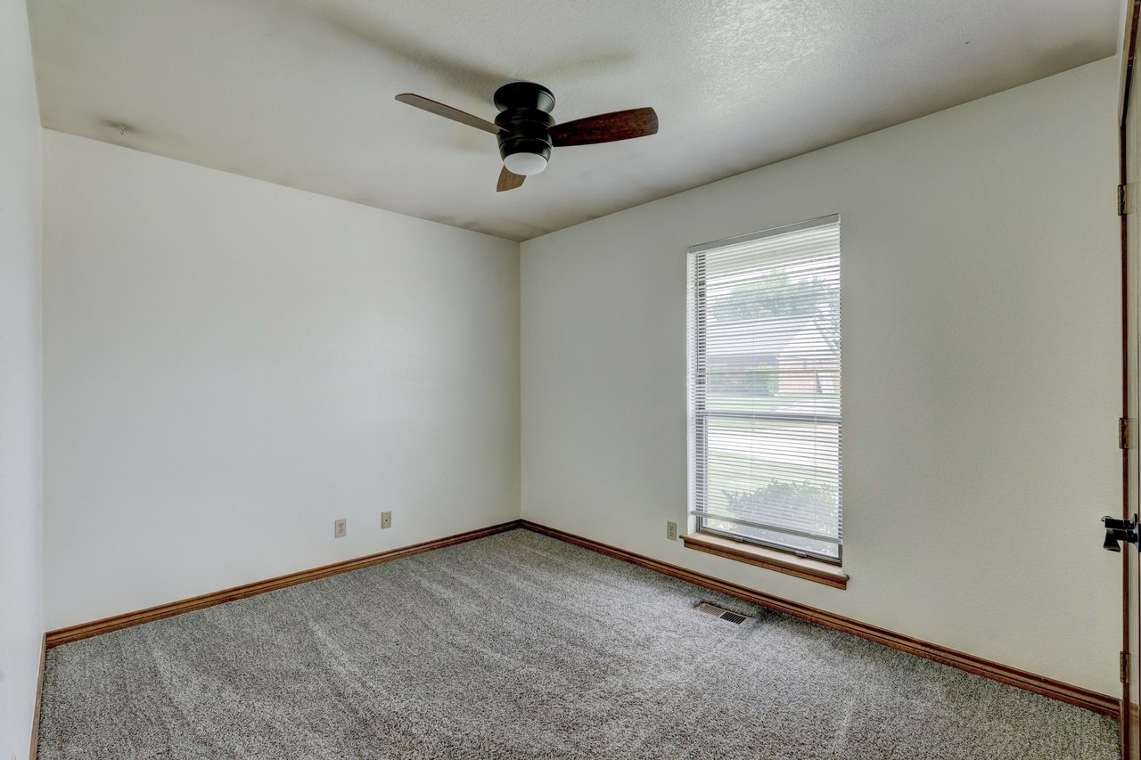 1205 Windsor Place