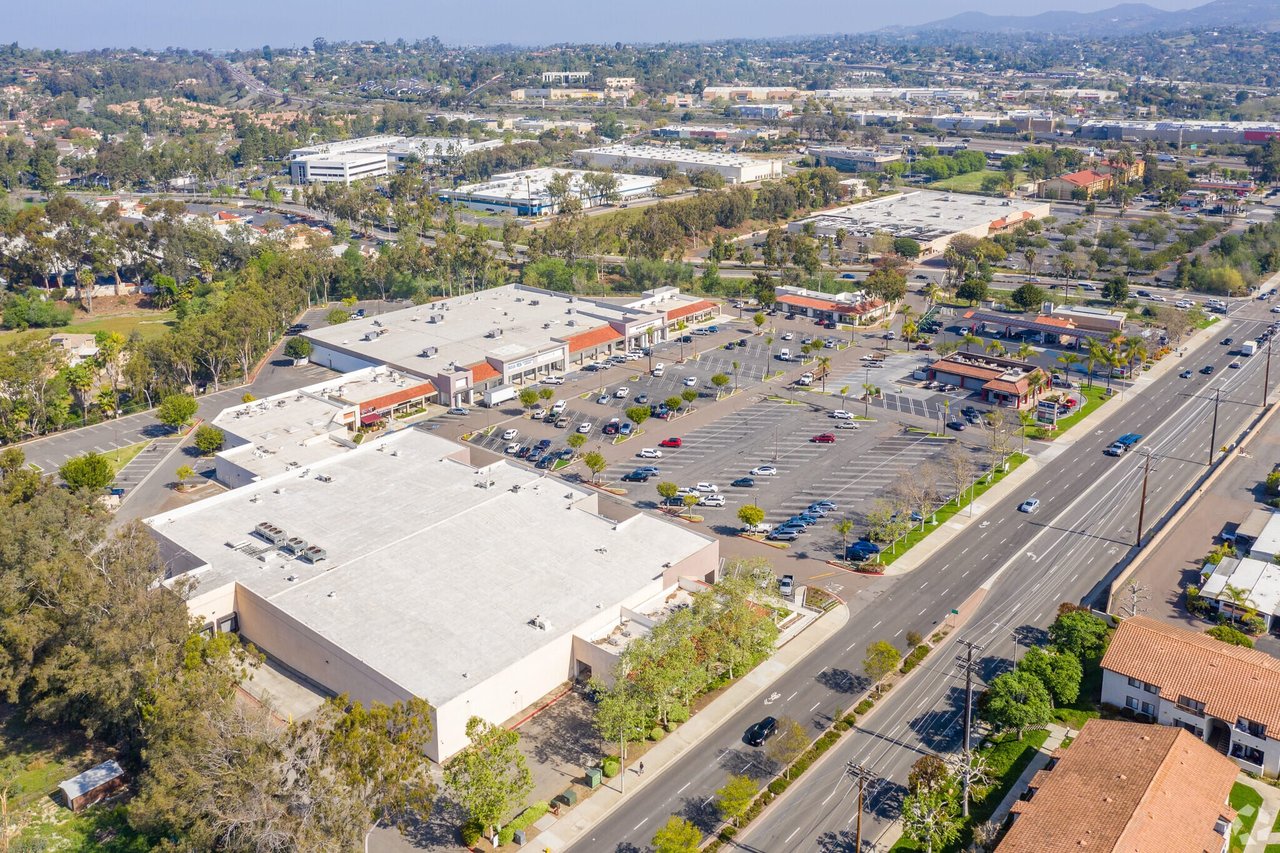 Sycamore Retail Center