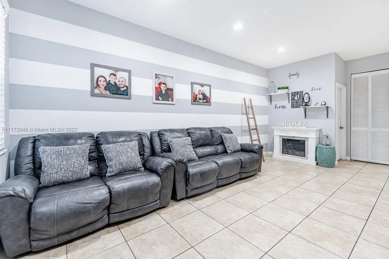 12862 SW 132nd Ter