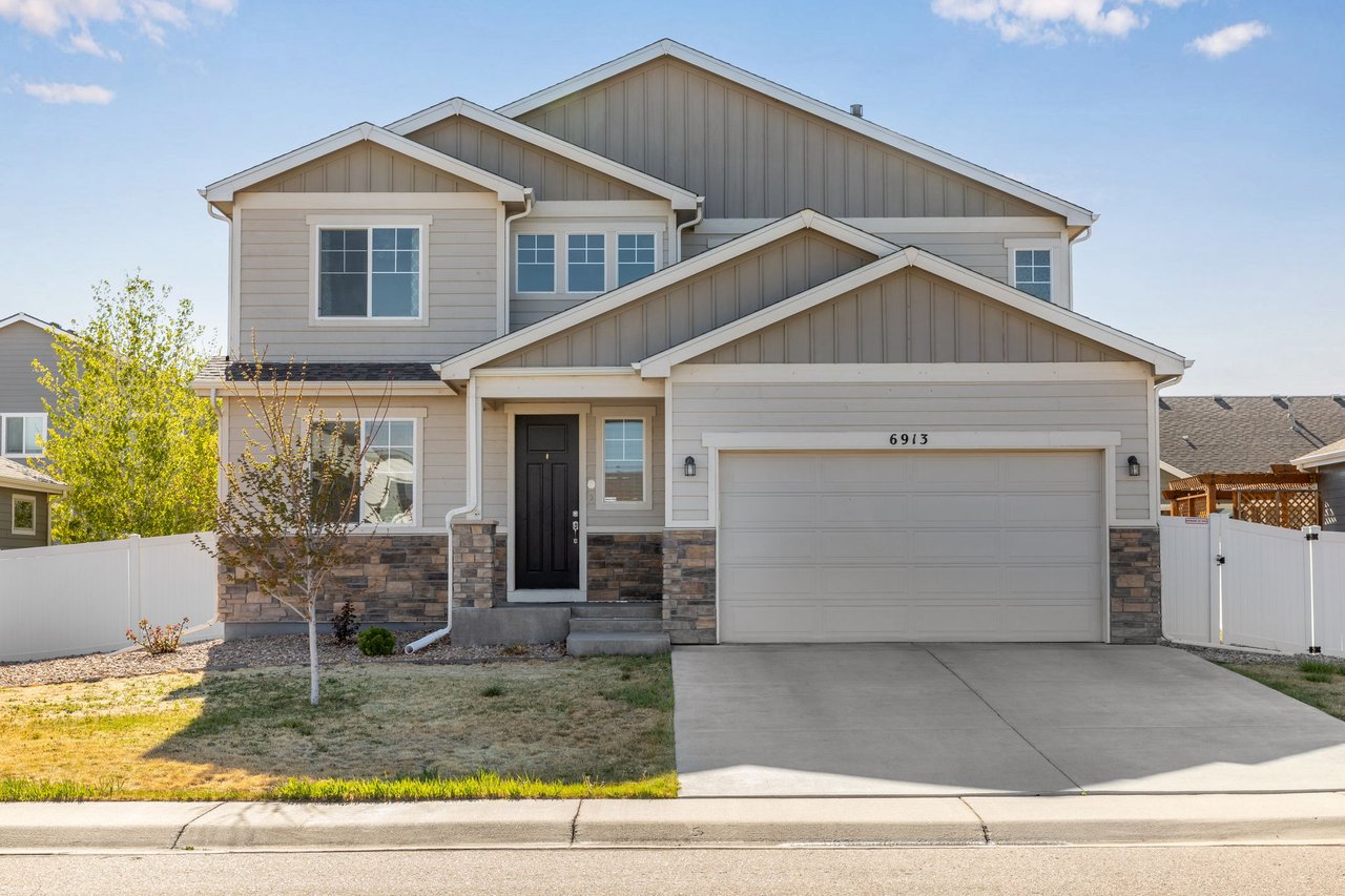 6913 Pettigrew St Wellington