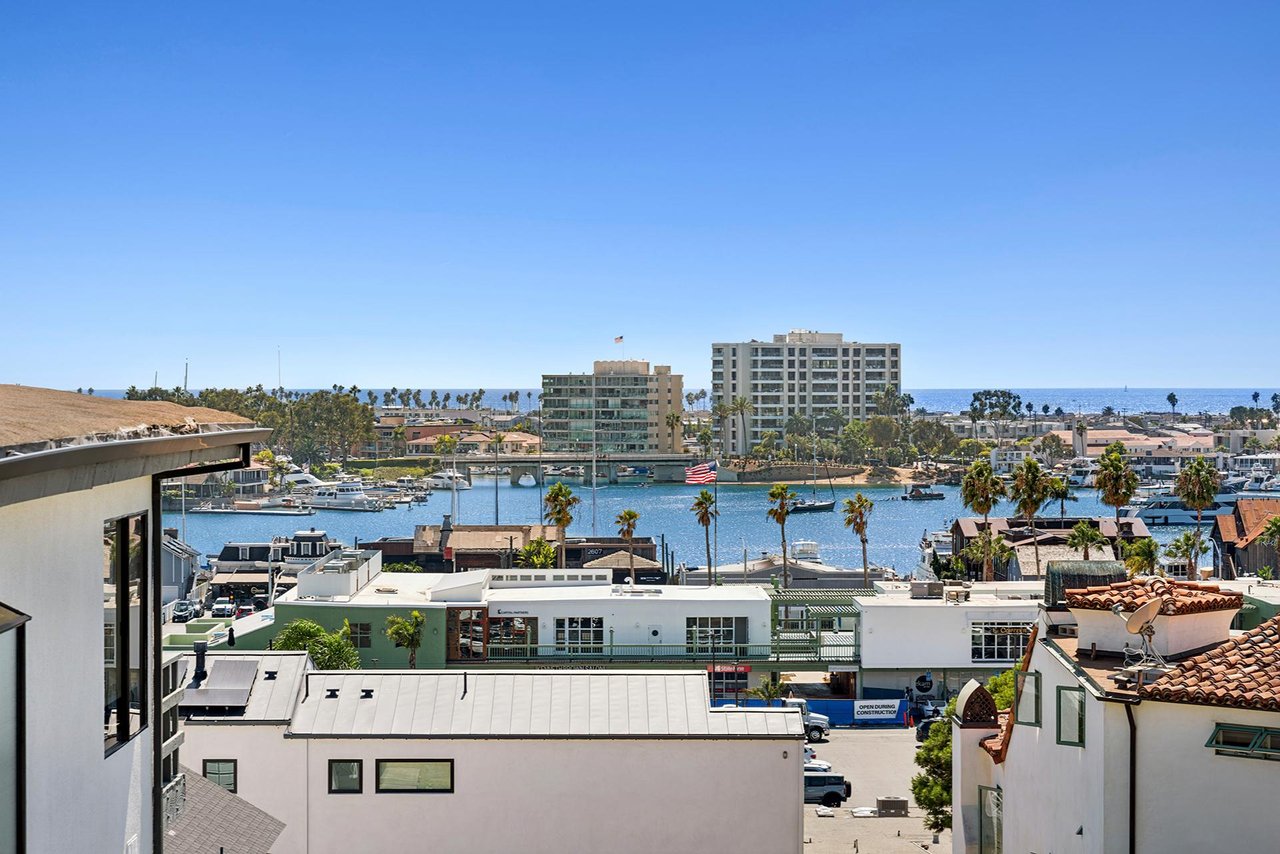 231 Tustin