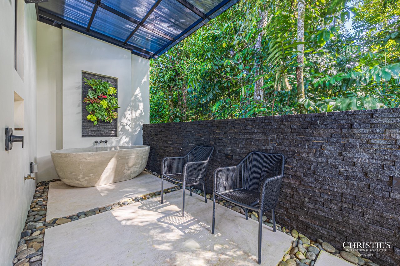 Luxury Estate in Escaleras- incredible ocean views 5.5 Acres