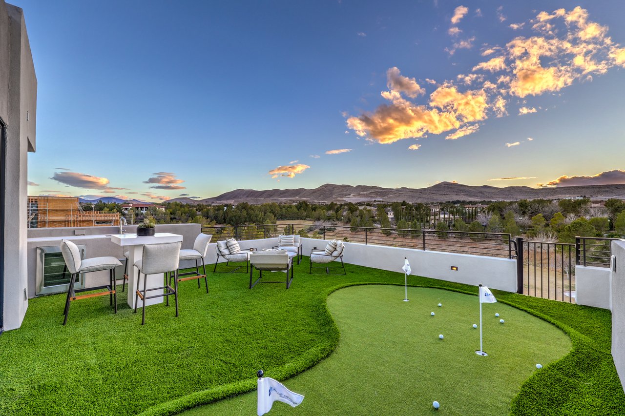 4077 Heron Fairway Dr