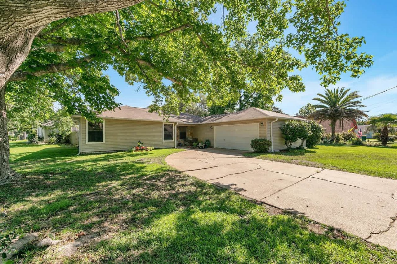413 Primrose Cir