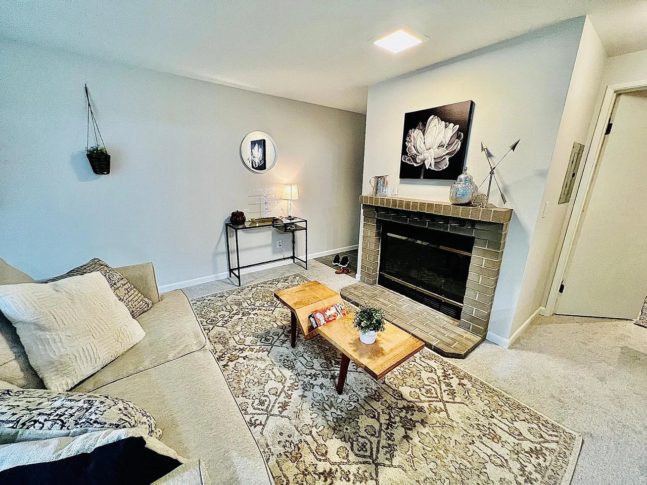 6700 NE 182nd St APT B203