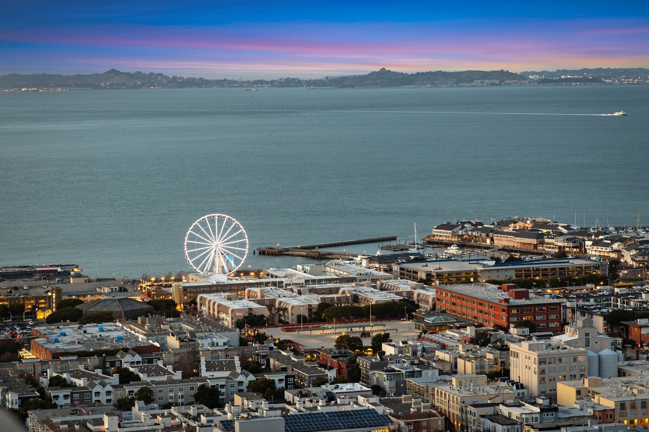 Contemporary Design and Iconic Views at The Summit