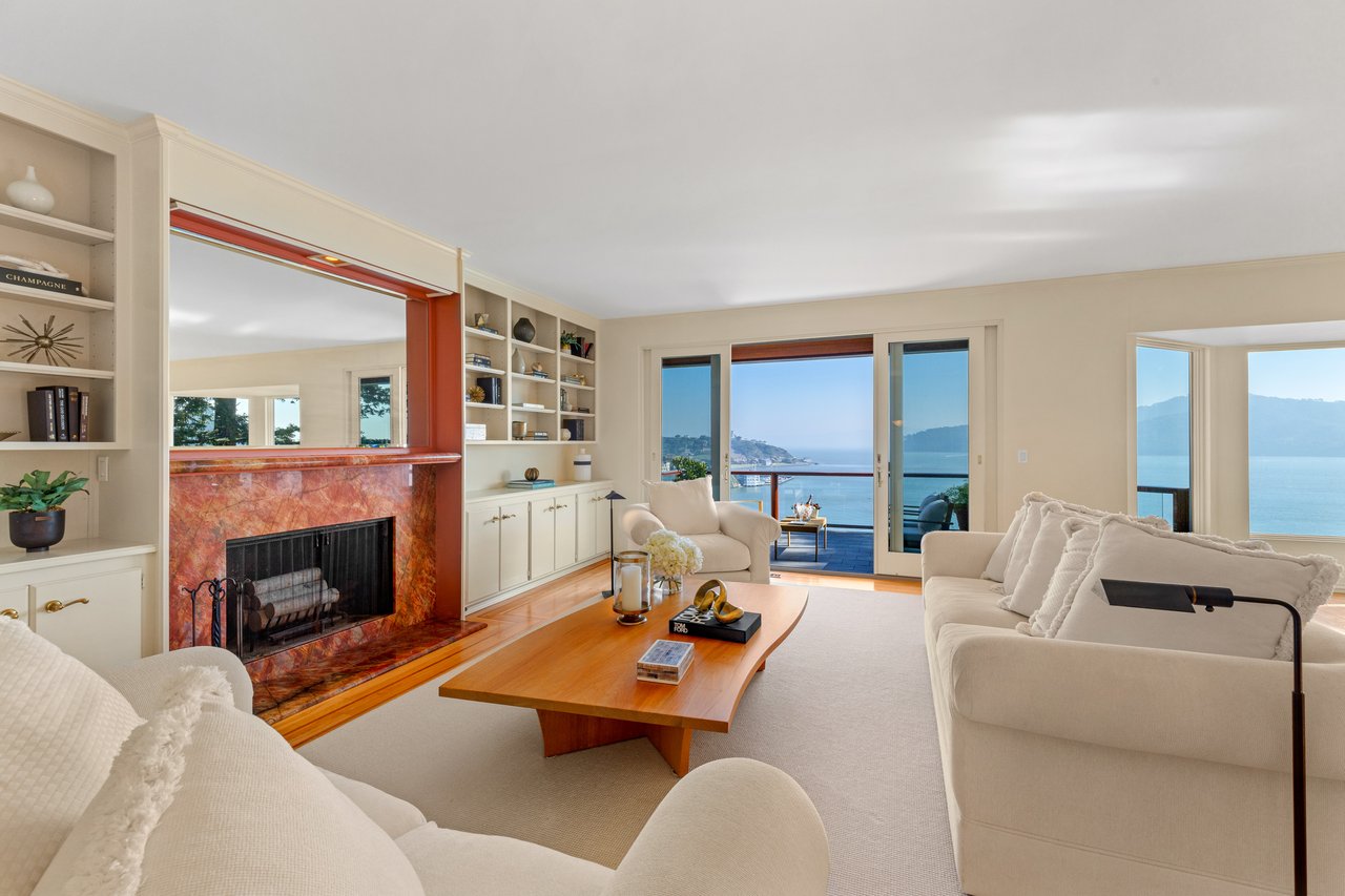 Picturesque Bay Views on Belvedere Island