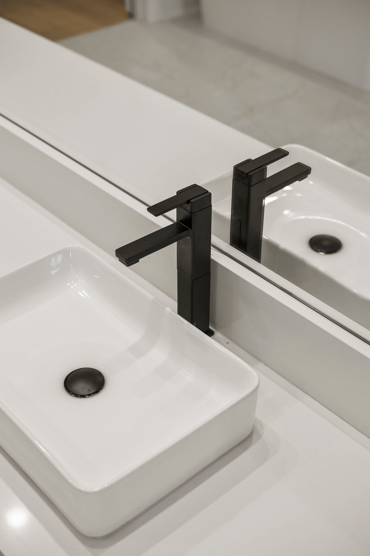 Naples 4755L