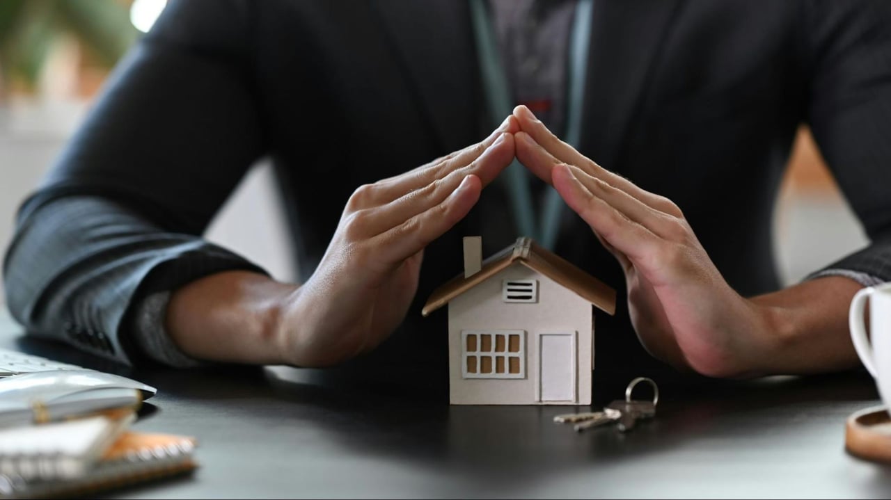 What Does Homeowners Insurance Cover? A Beginner's Guide