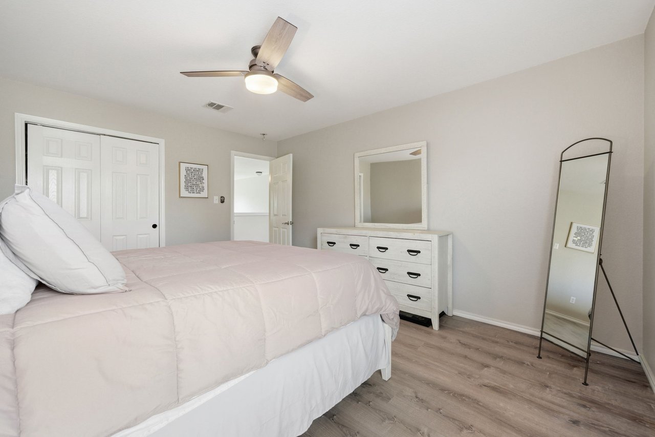 Elegantly Updated Lakeway Retreat w/ New Roof