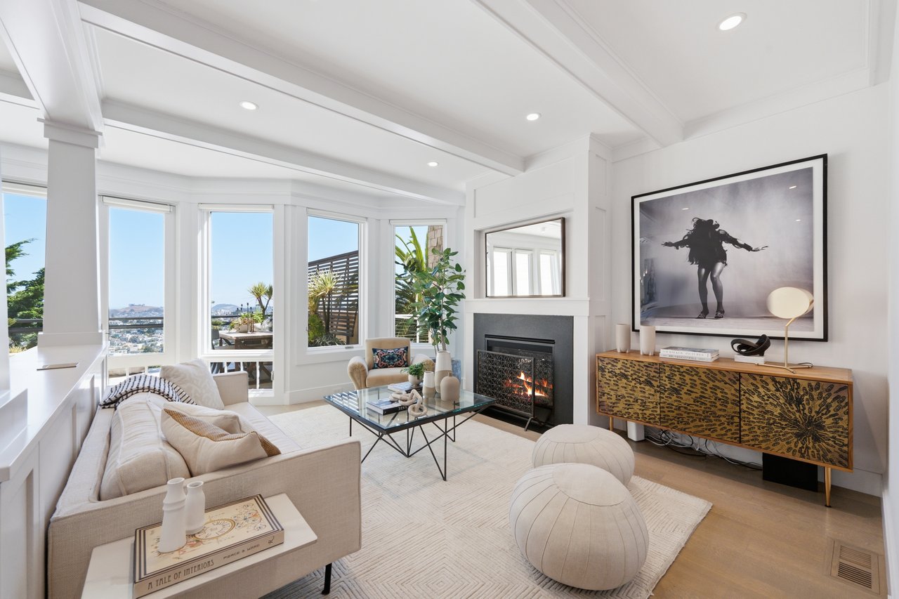 Craftsman Jewel With Sweeping Views