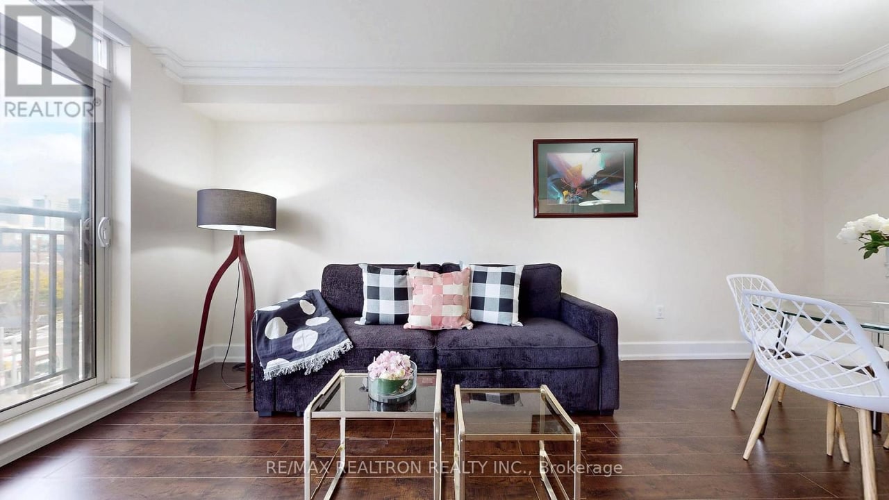 412 - 650 SHEPPARD AVENUE E 