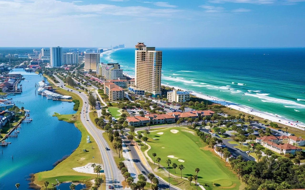 Litchfield by the Sea