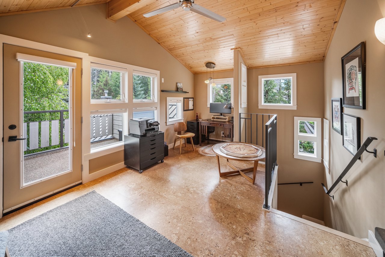 140 Rundle Crescent