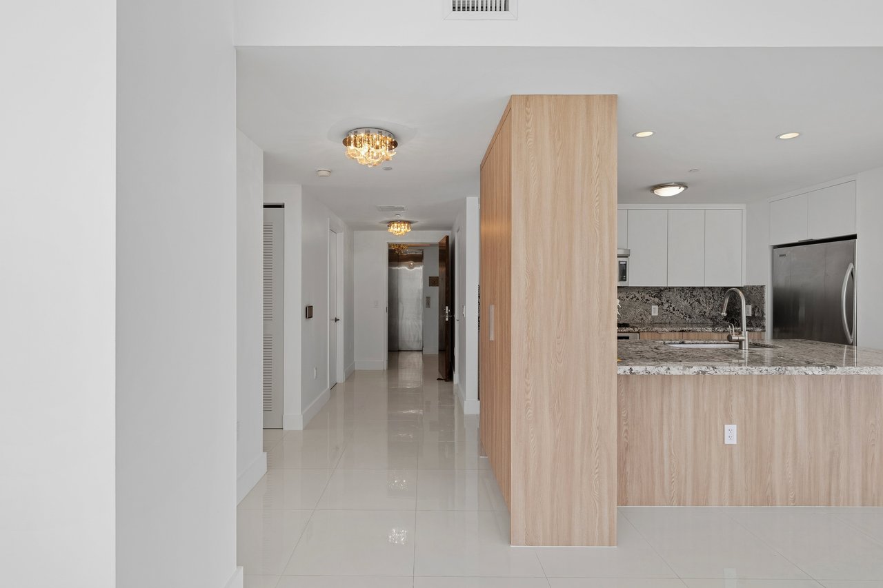 Cielo on the Bay 504