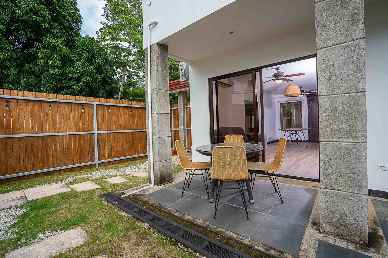 El Sandal #9 | 3 Bedroom Townhome, 10 Mins to the Beach - Seller Financing Available!