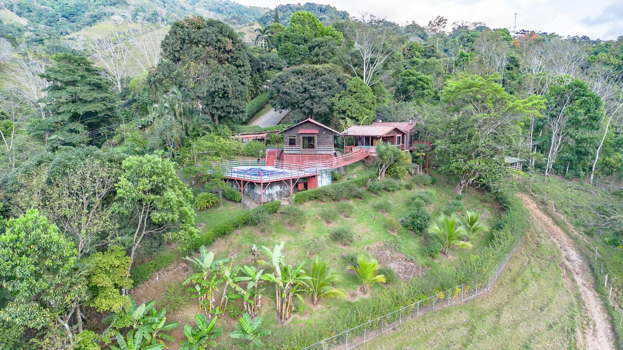 Turnkey 3-Residence Compound in Puriscal with Expansive Views & Saltwater Pool