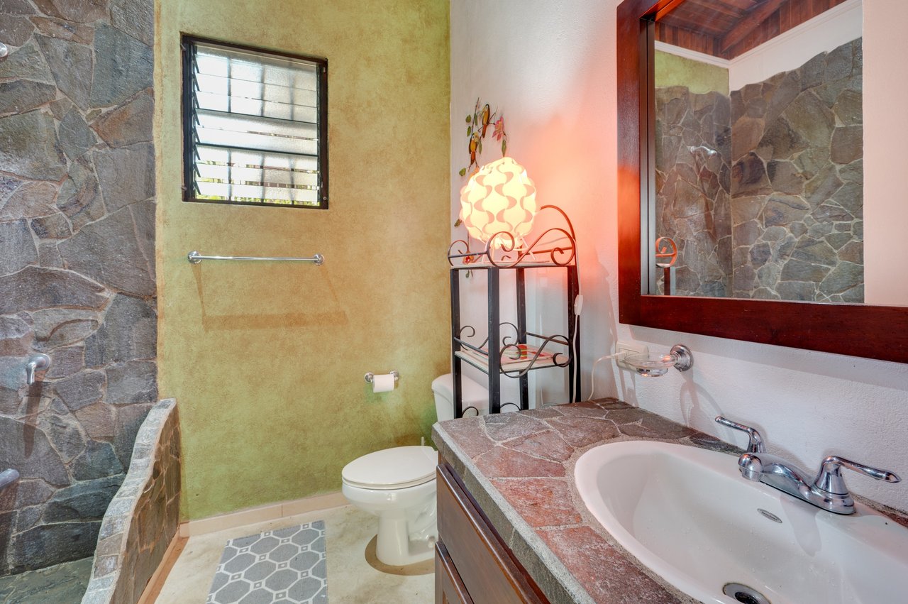 Casa Blanca | Multi-Villa Estate with Lake Views - Nuevo Arenal