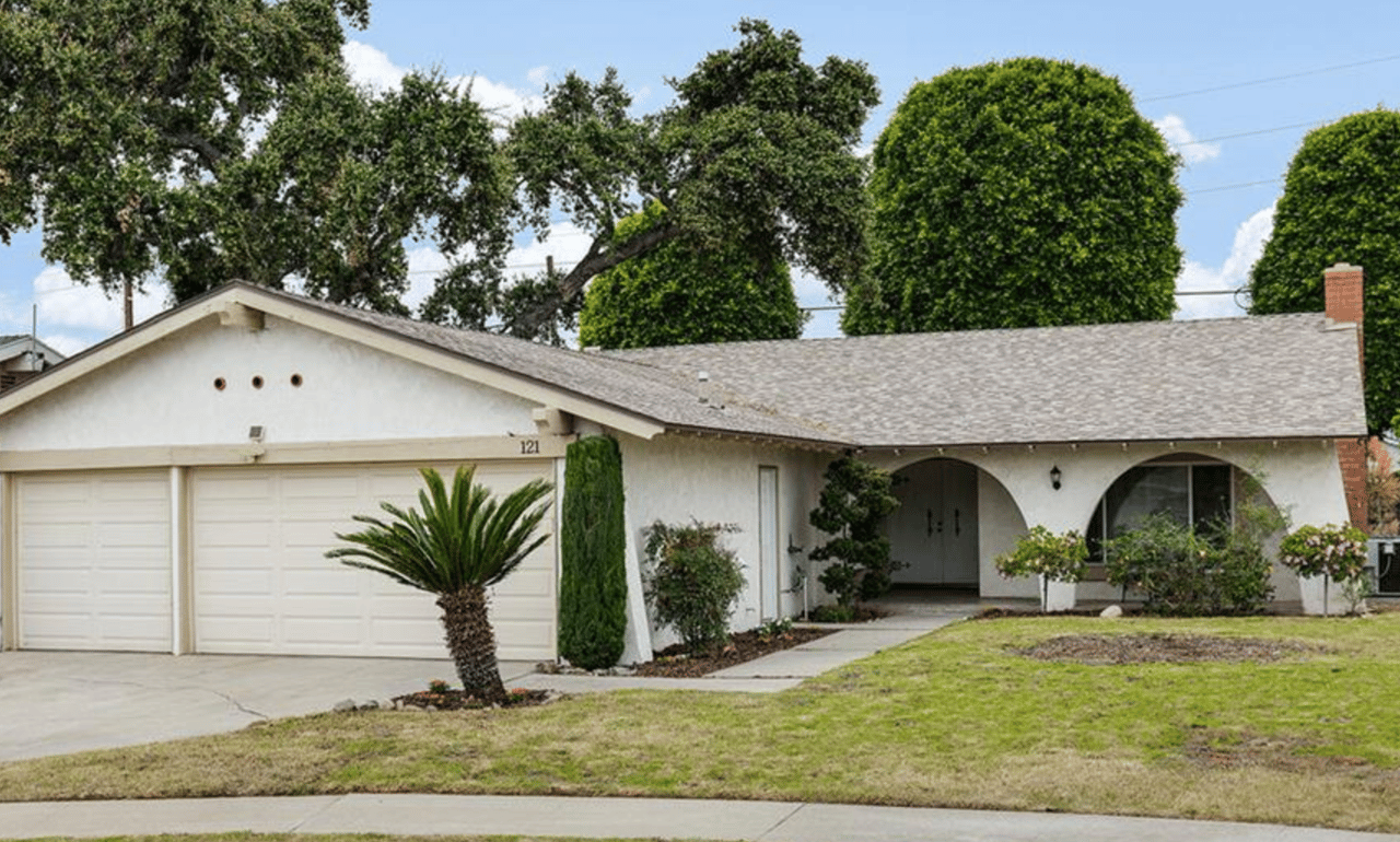 121 W Norgate St., Glendora