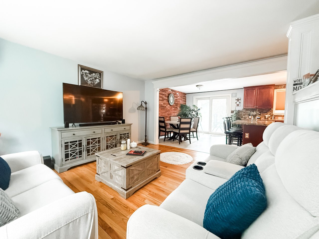 FOR SALE | Turnkey Business & Home