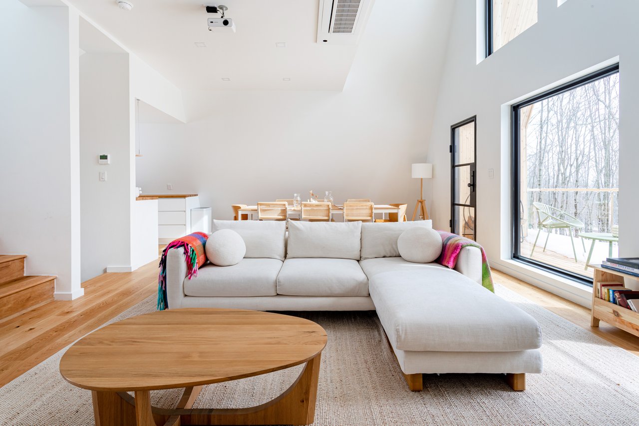 9 Mountain Lane