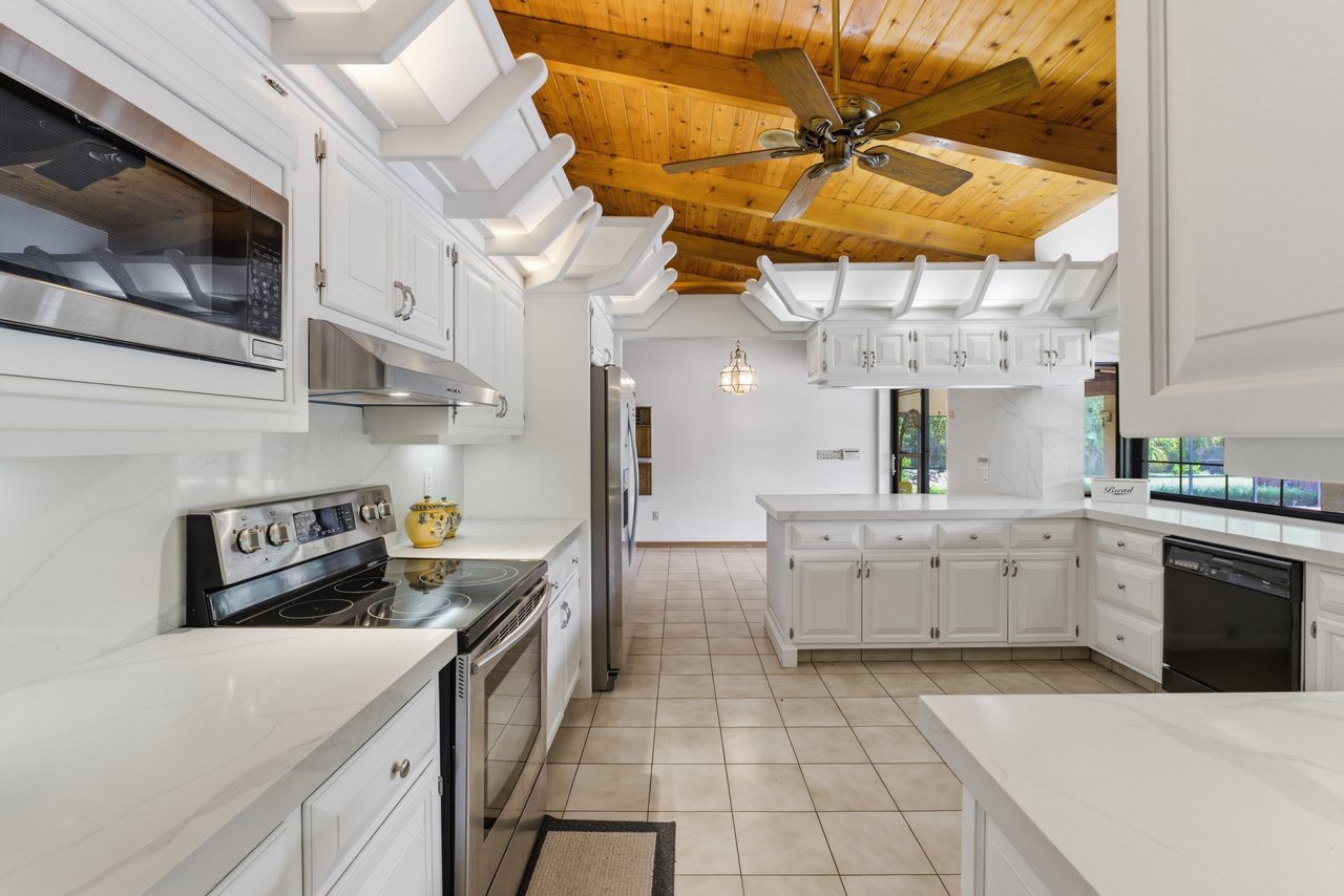 Private Exclusive | Redland Estate on 2.11 Acres | Offered at $2,050,000
