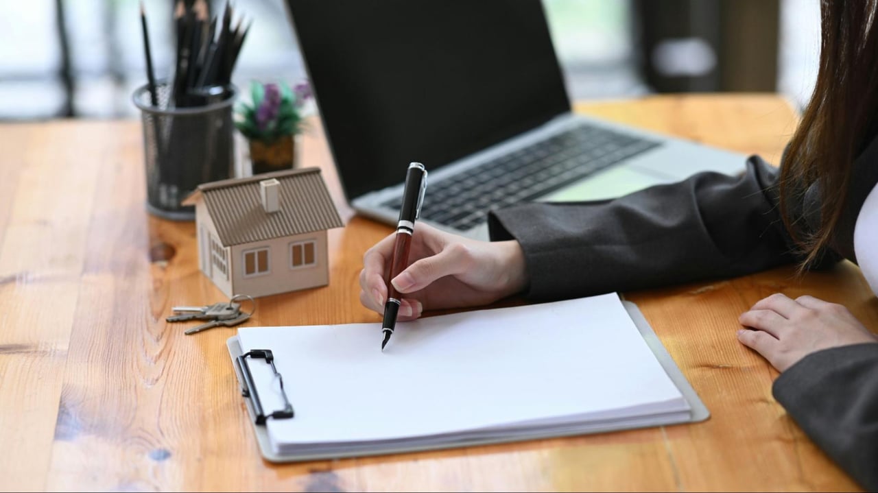 How to Set the Right Price for Your Home in Today's Market cover