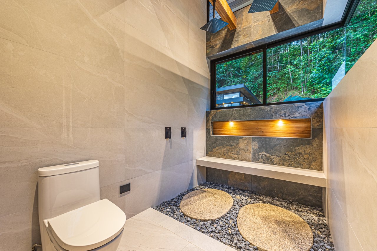 Casa Koules – Architectural 5-Bedroom Oceanview Estate in Prestigious Costa Verde Estates