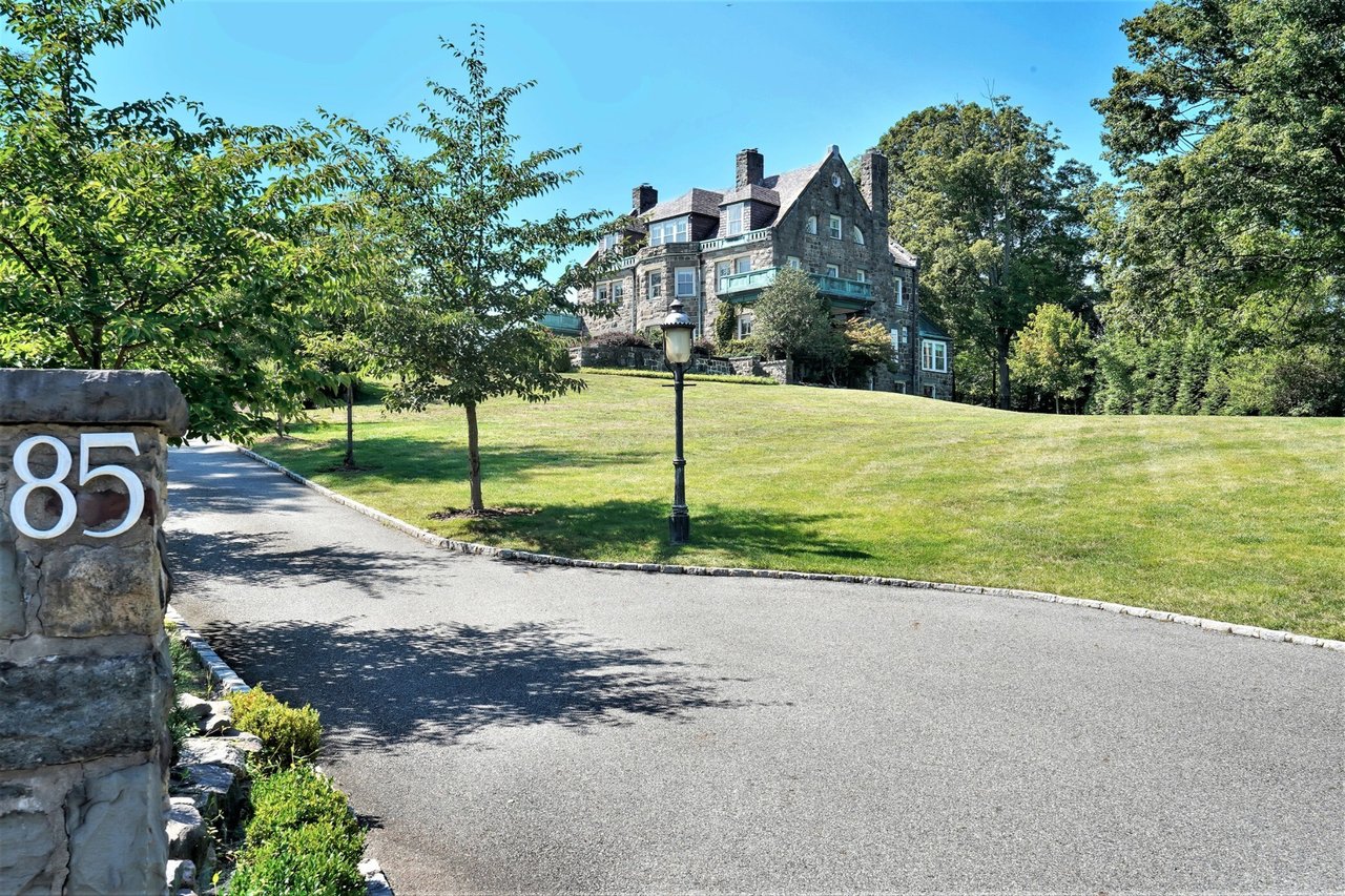 85 STEWART ROAD