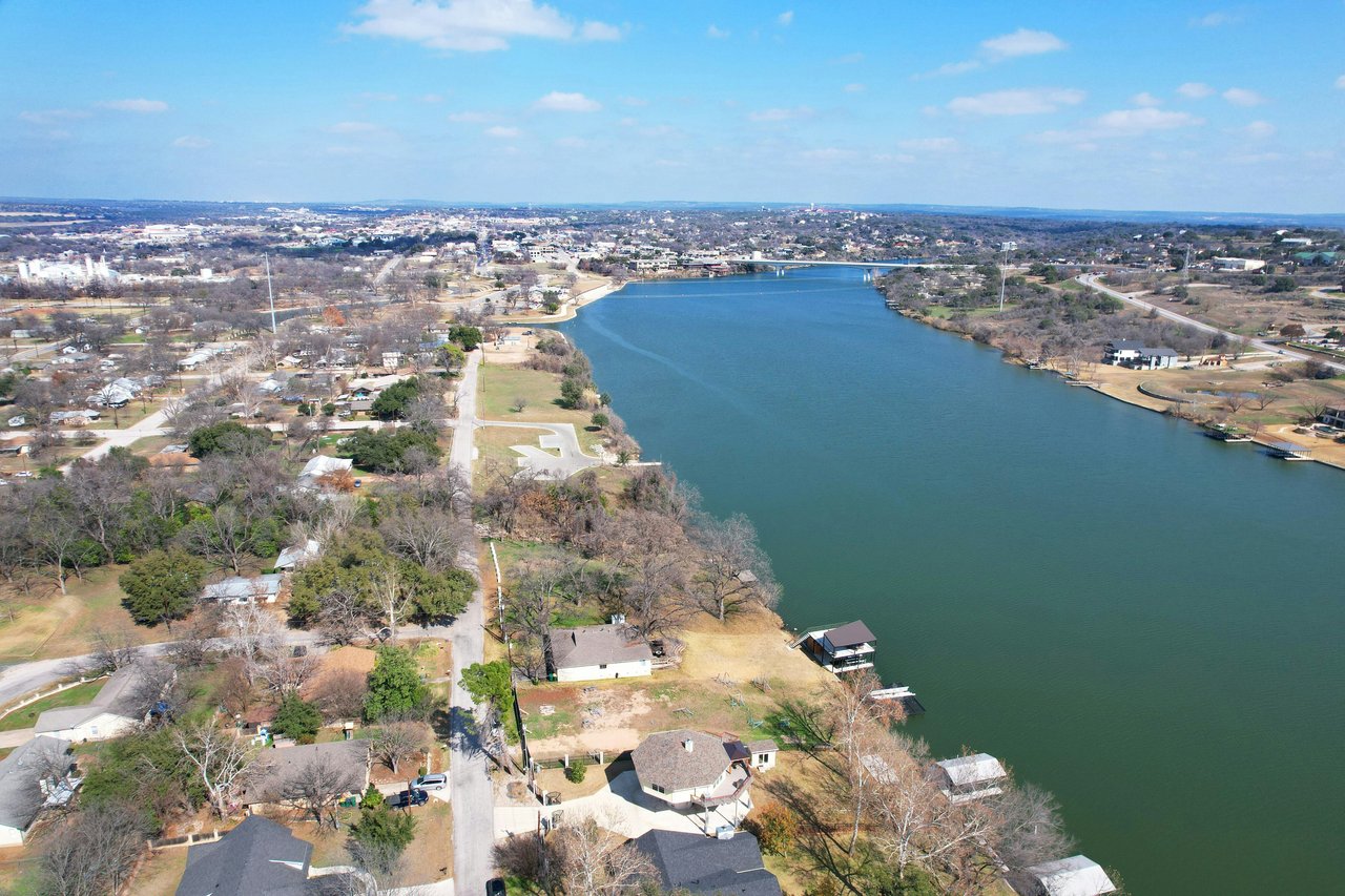 Lake Marble Falls Getaway