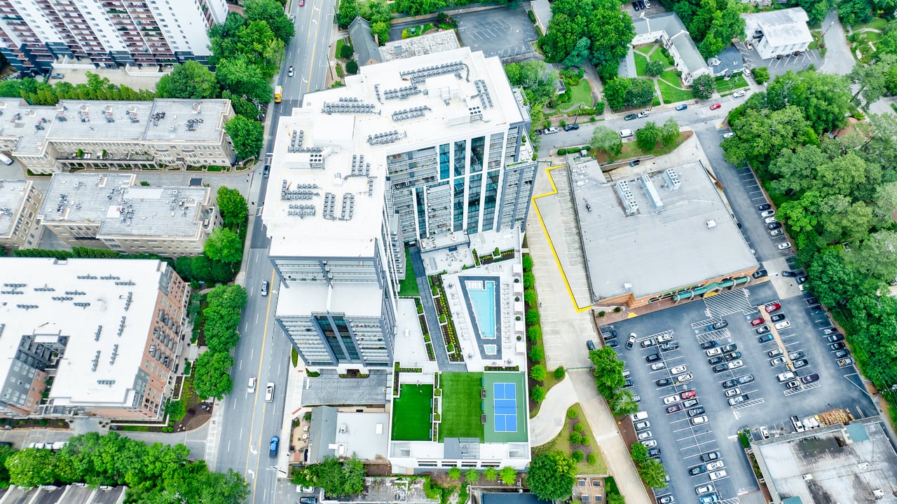 2425 Peachtree Road Unit 1806