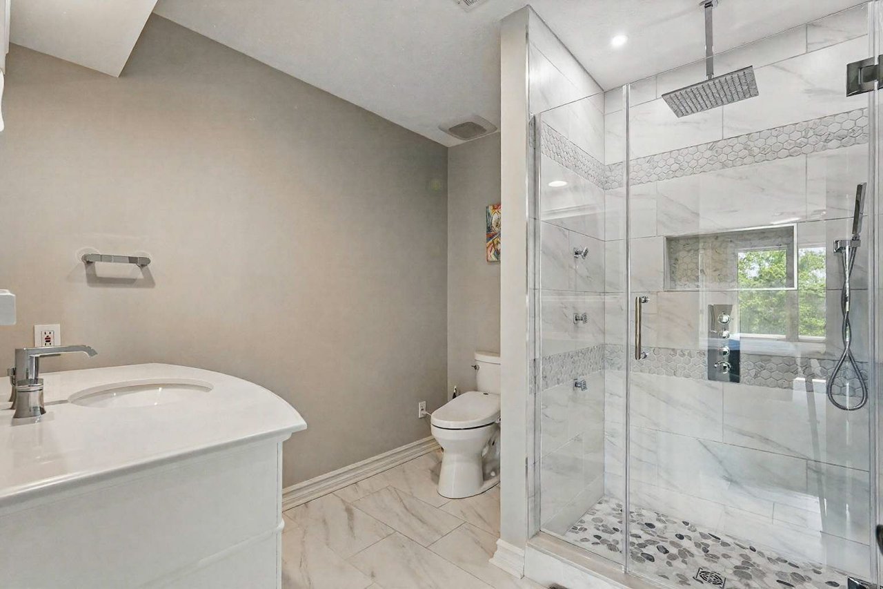 559 Normandy Ct