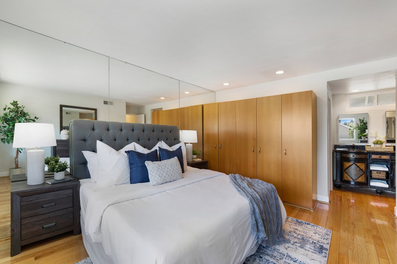 20 Sacramento, Irvine, CA 92604