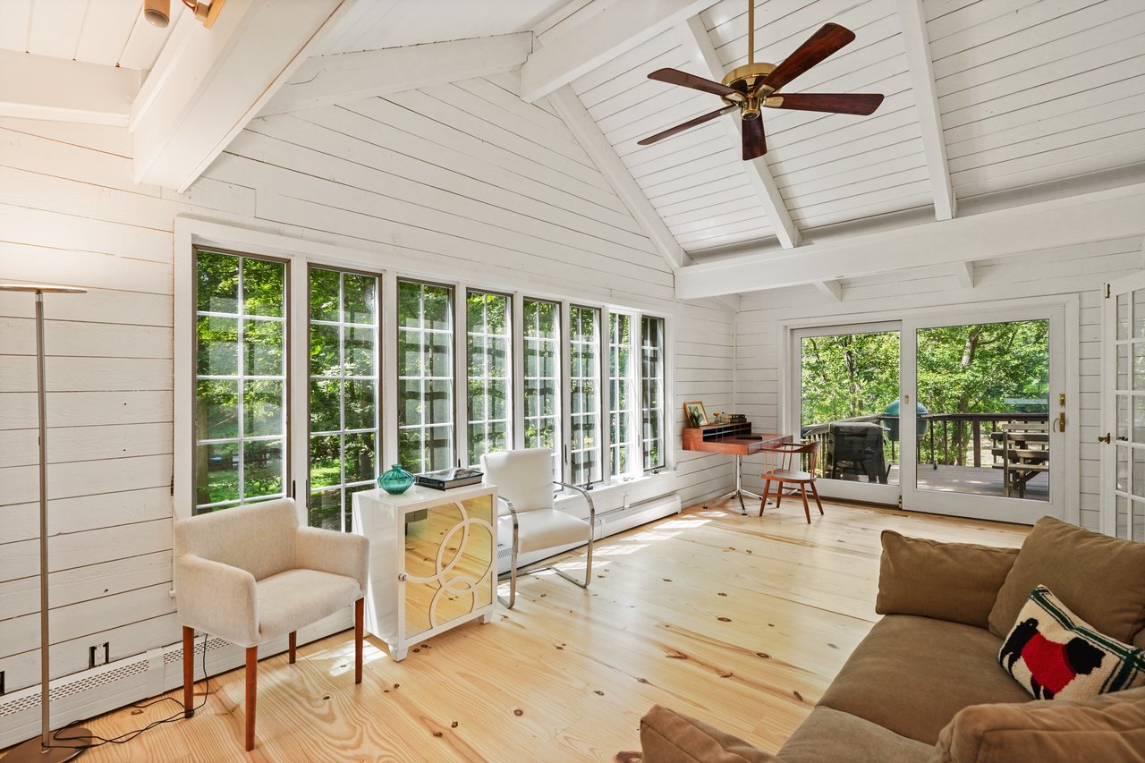 3 Truesdale Lake Drive