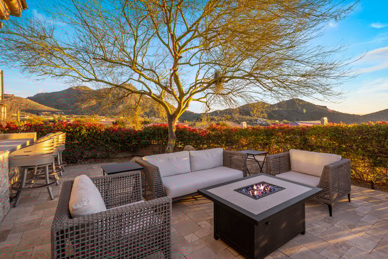 11129 E JUAN TABO Road